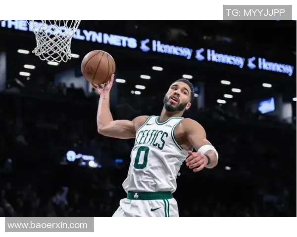 战术分析：塔图姆如何通过控球和决策引领比赛节奏